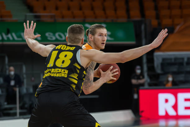 迈向国际赛 迈向国际赛