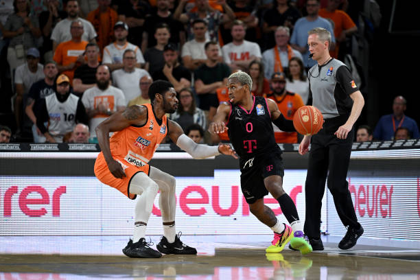 许多积极的 许多积极的