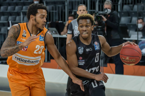 挺进四强 挺进四强