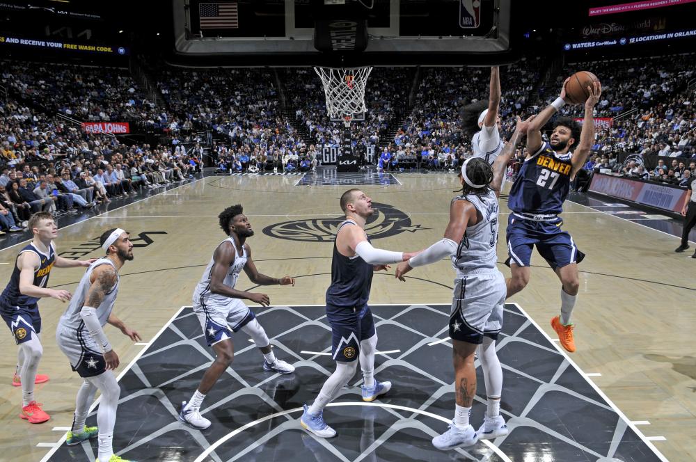 在绿茵场上 在绿茵场上